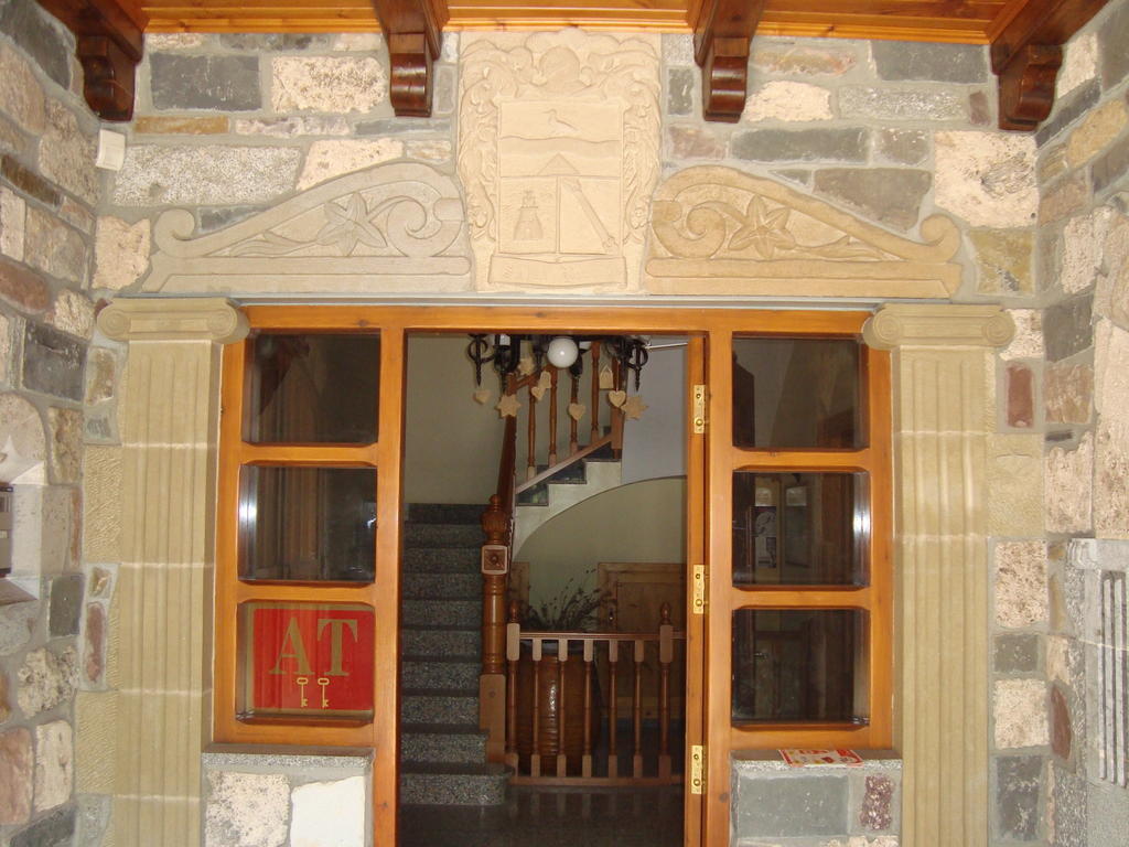 Apartamentos Saila Castejón de Sos Extérieur photo
